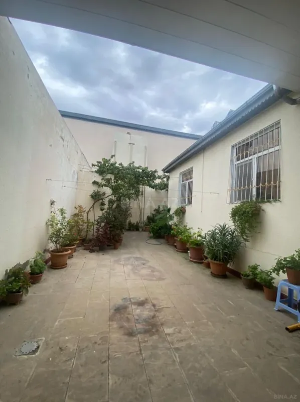 Satılır 4 otaqlı həyət evi 150 m²