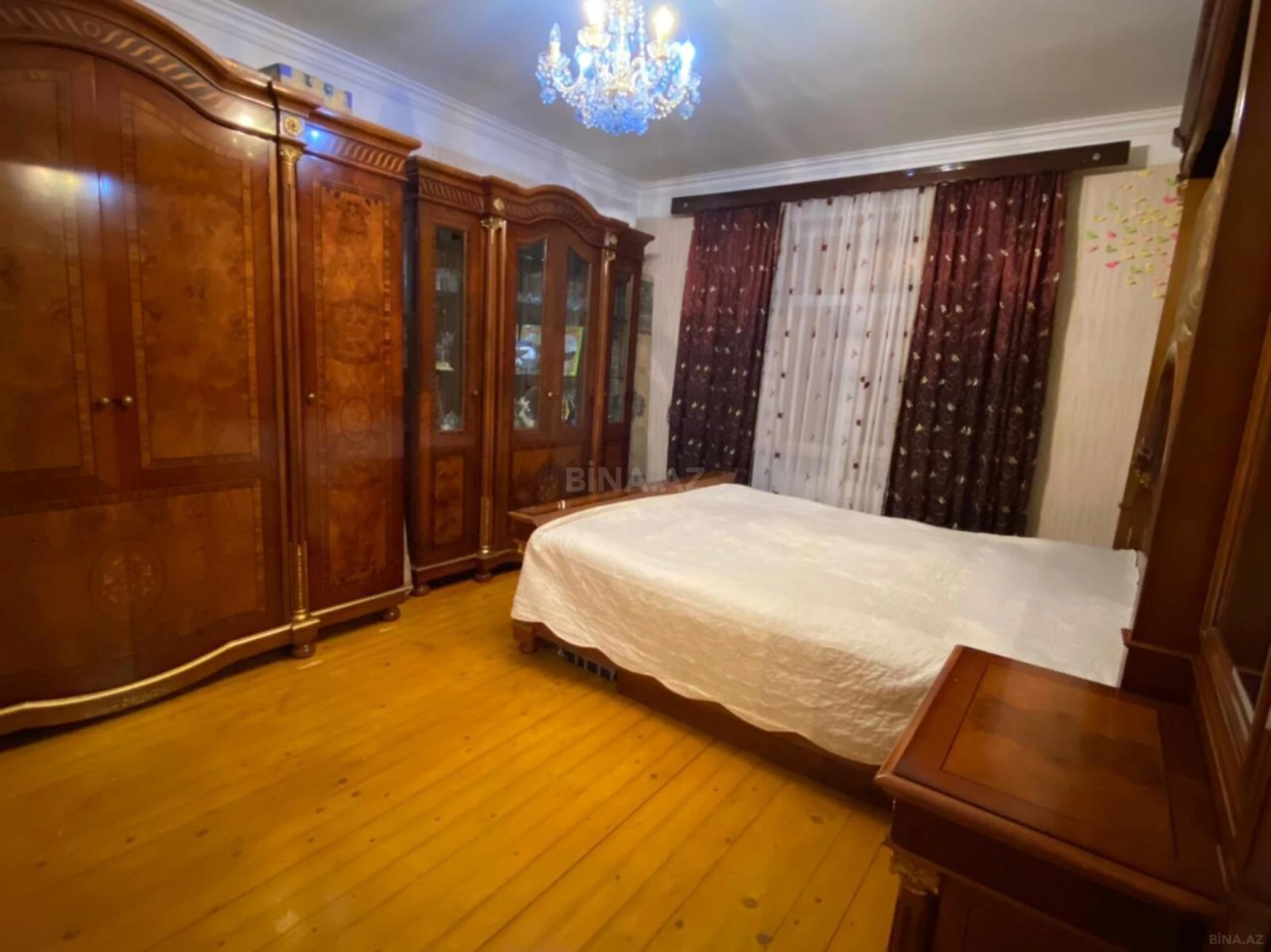 Satılır 4 otaqlı həyət evi 150 m²