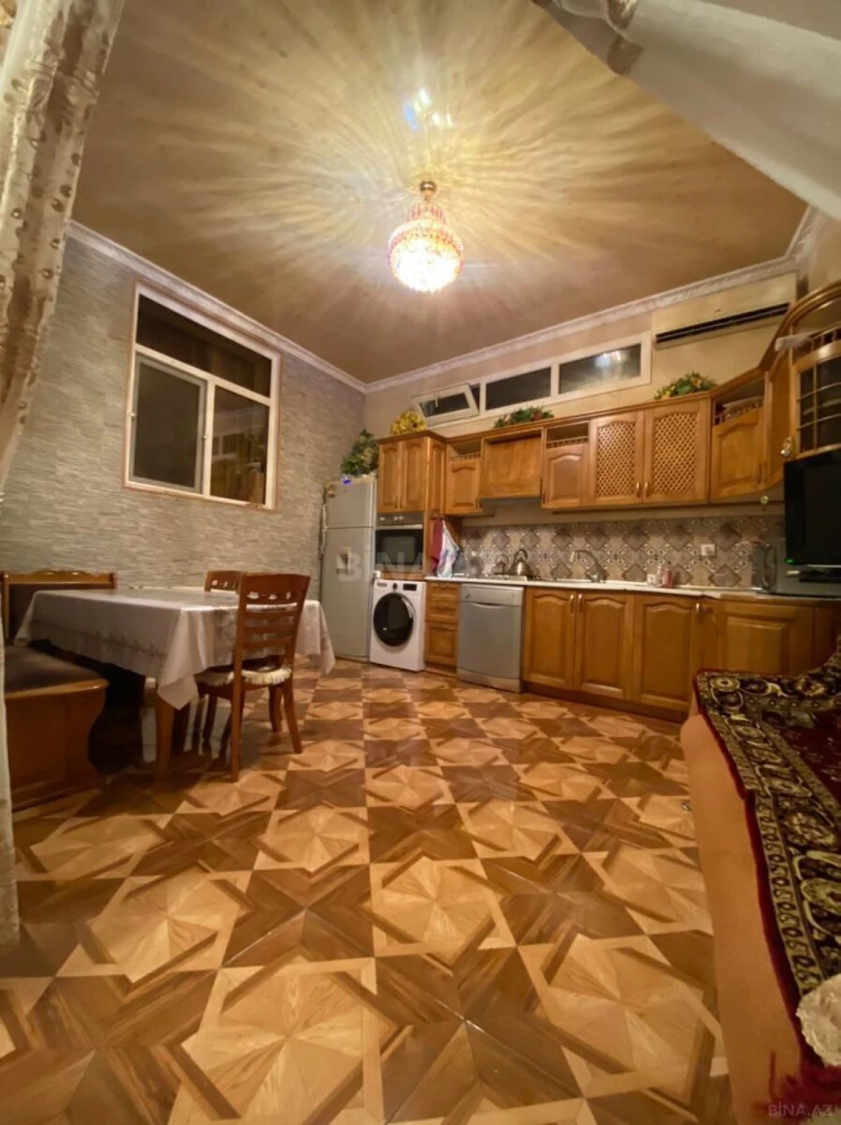 Satılır 4 otaqlı həyət evi 150 m²