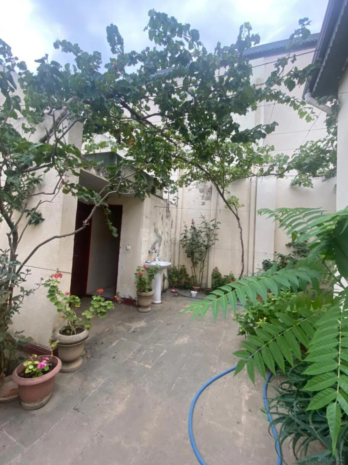 Satılır 4 otaqlı həyət evi 150 m²