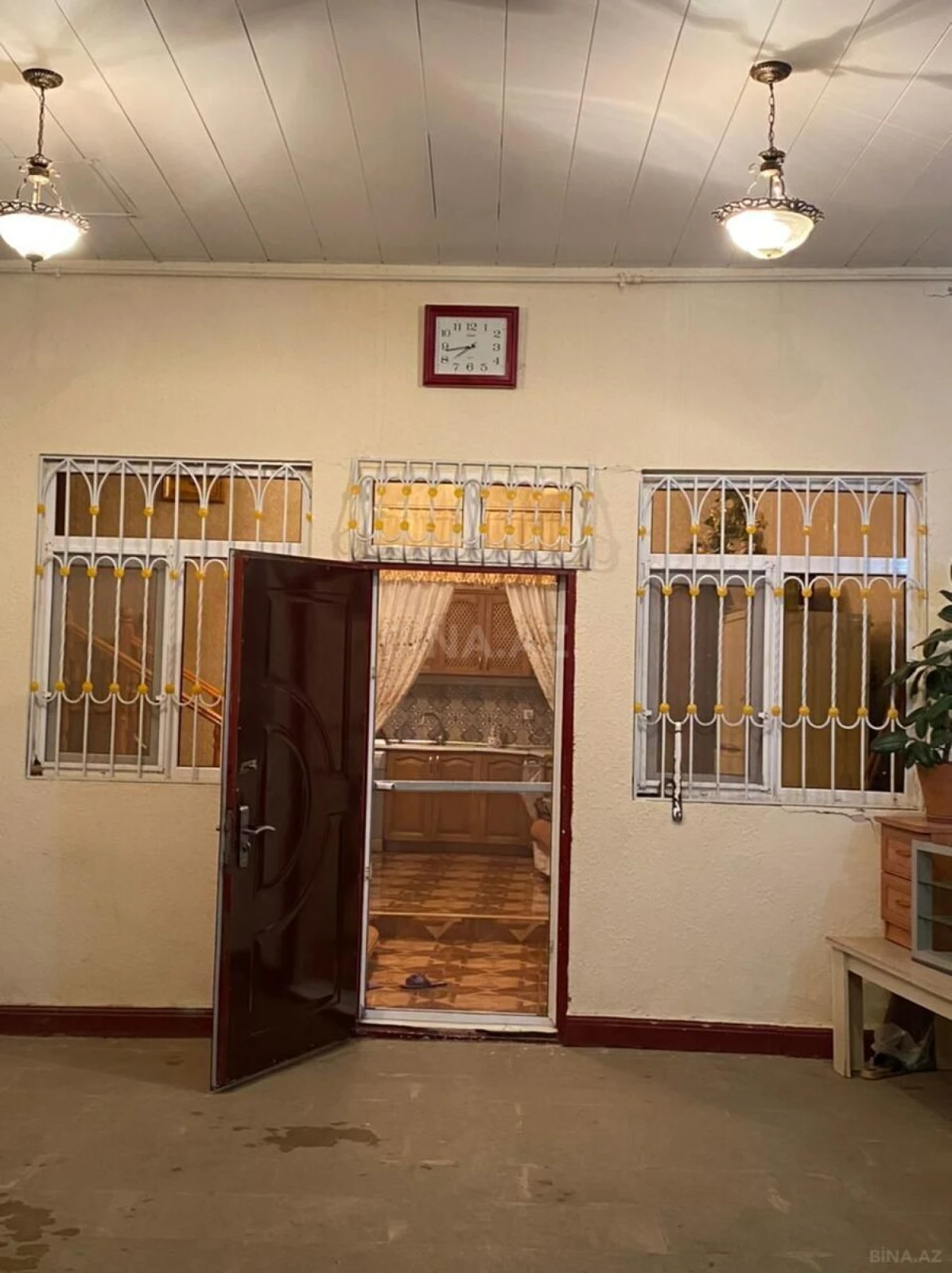 Satılır 4 otaqlı həyət evi 150 m²