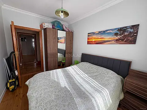 Satılır 5 otaqlı mənzil 100 m²