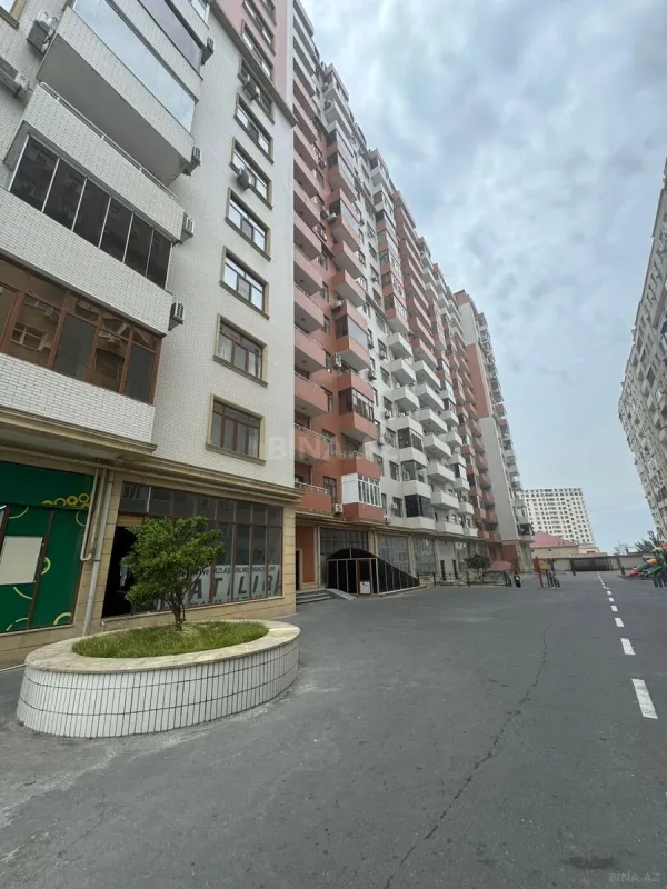 Satılır 2 otaqlı mənzil 55 m²