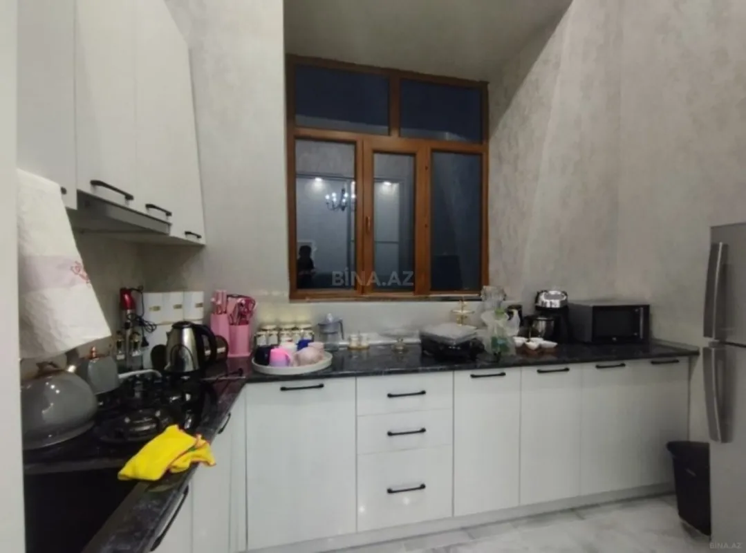 Satılır 2 otaqlı mənzil 55 m²