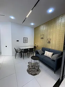 Satılır 3 otaqlı mənzil 118 m²
