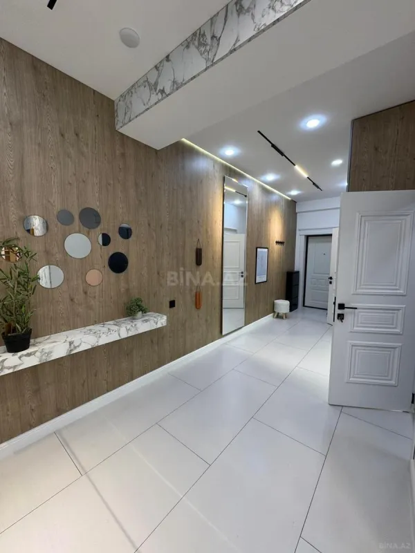 Satılır 3 otaqlı mənzil 118 m²