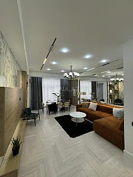 Satılır 3 otaqlı mənzil 118 m²