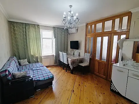 Satılır 2 otaqlı mənzil 50 m²