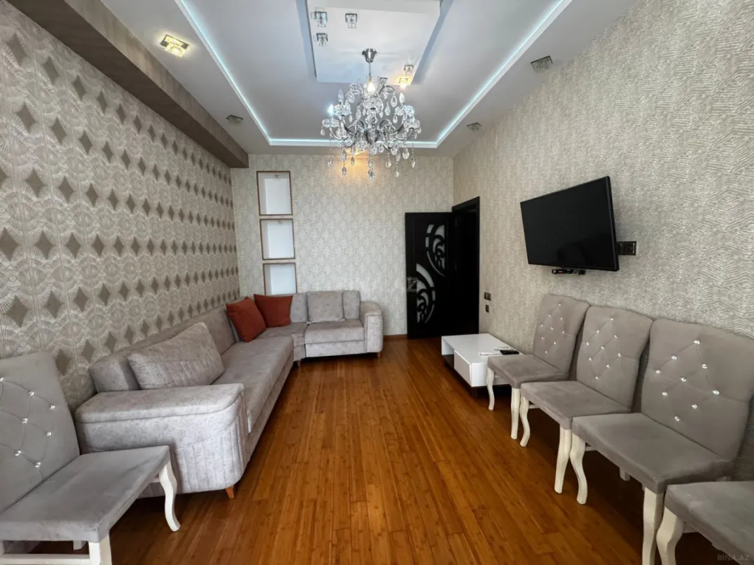 Kirayə verilir 2 otaqlı mənzil 60 m²