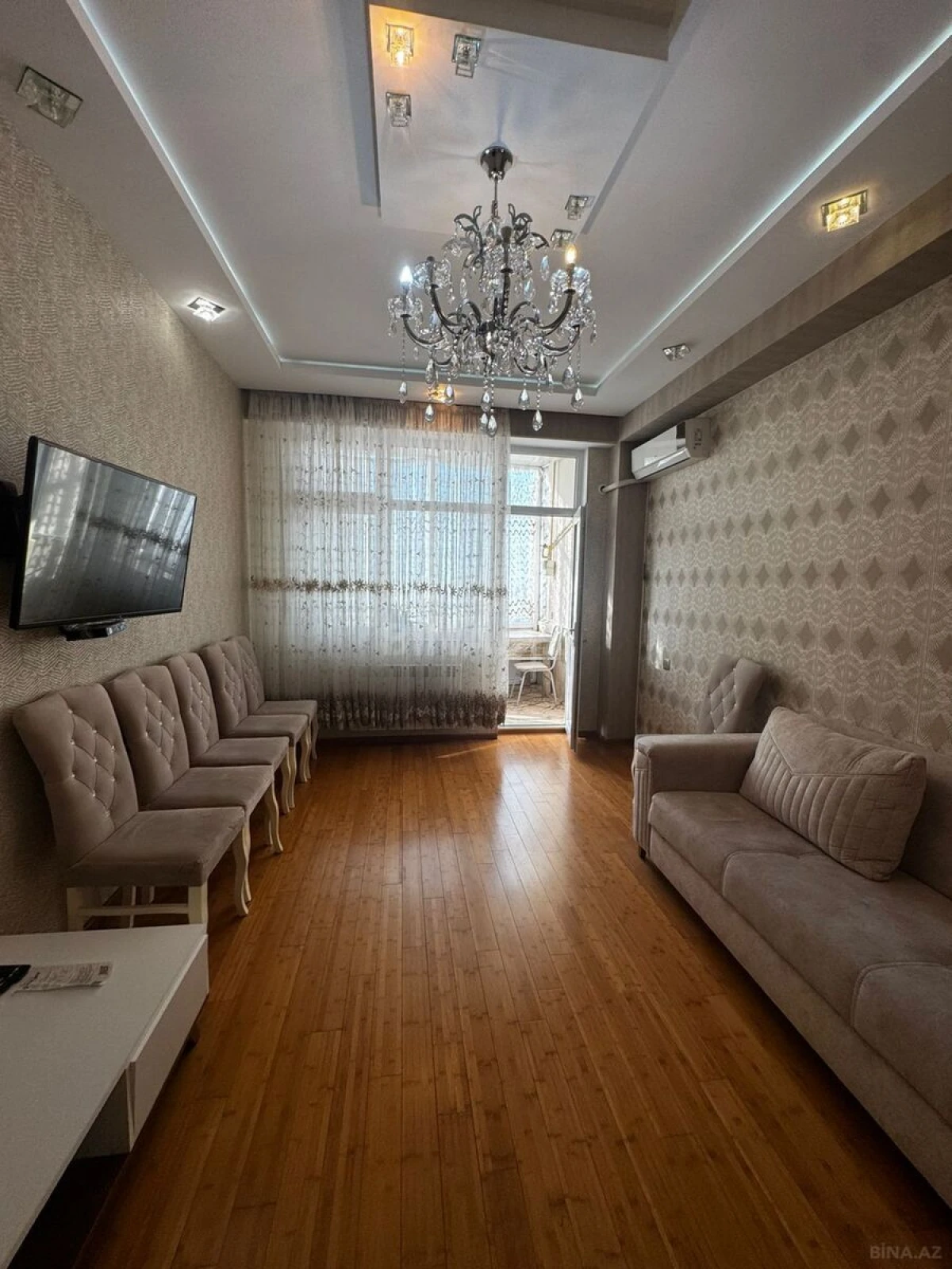Kirayə verilir 2 otaqlı mənzil 60 m²