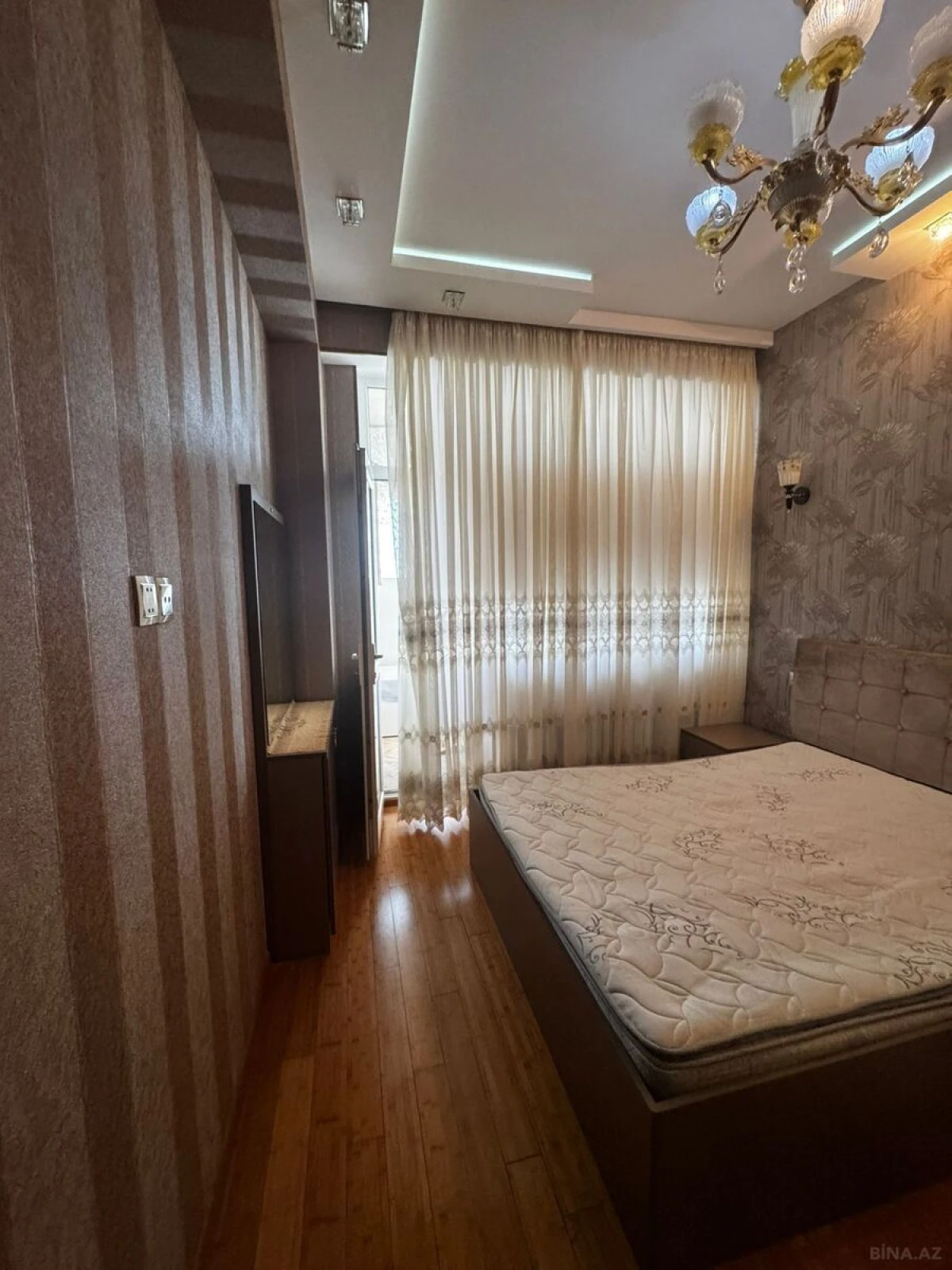 Kirayə verilir 2 otaqlı mənzil 60 m²