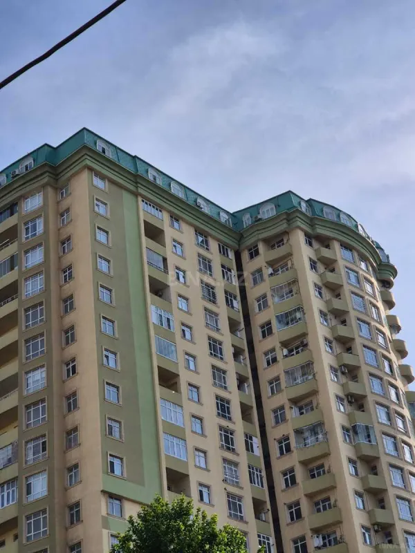 Satılır 3 otaqlı mənzil 81 m²