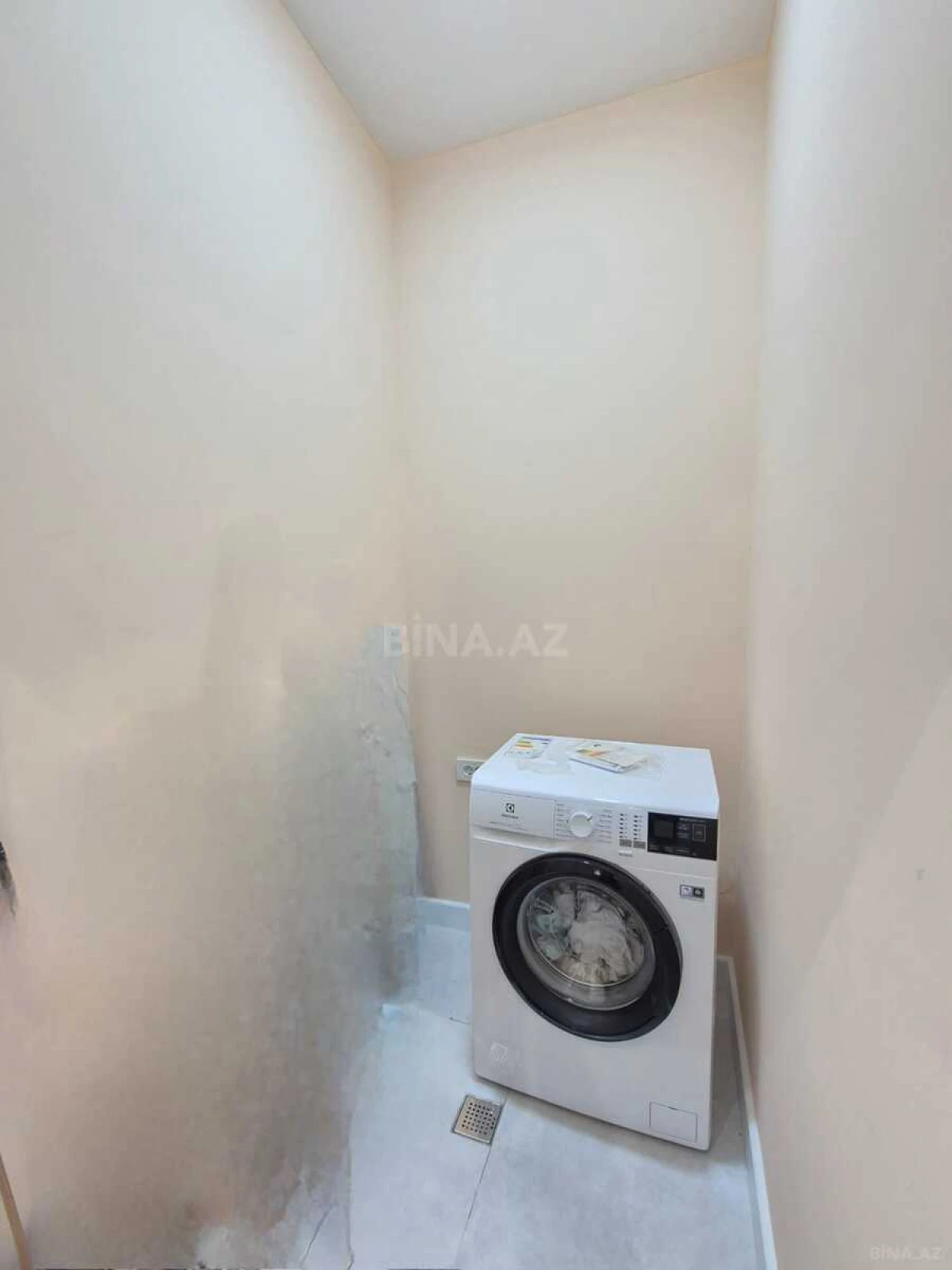 Satılır 3 otaqlı mənzil 81 m²