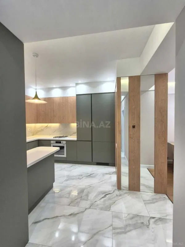 Satılır 3 otaqlı mənzil 81 m²