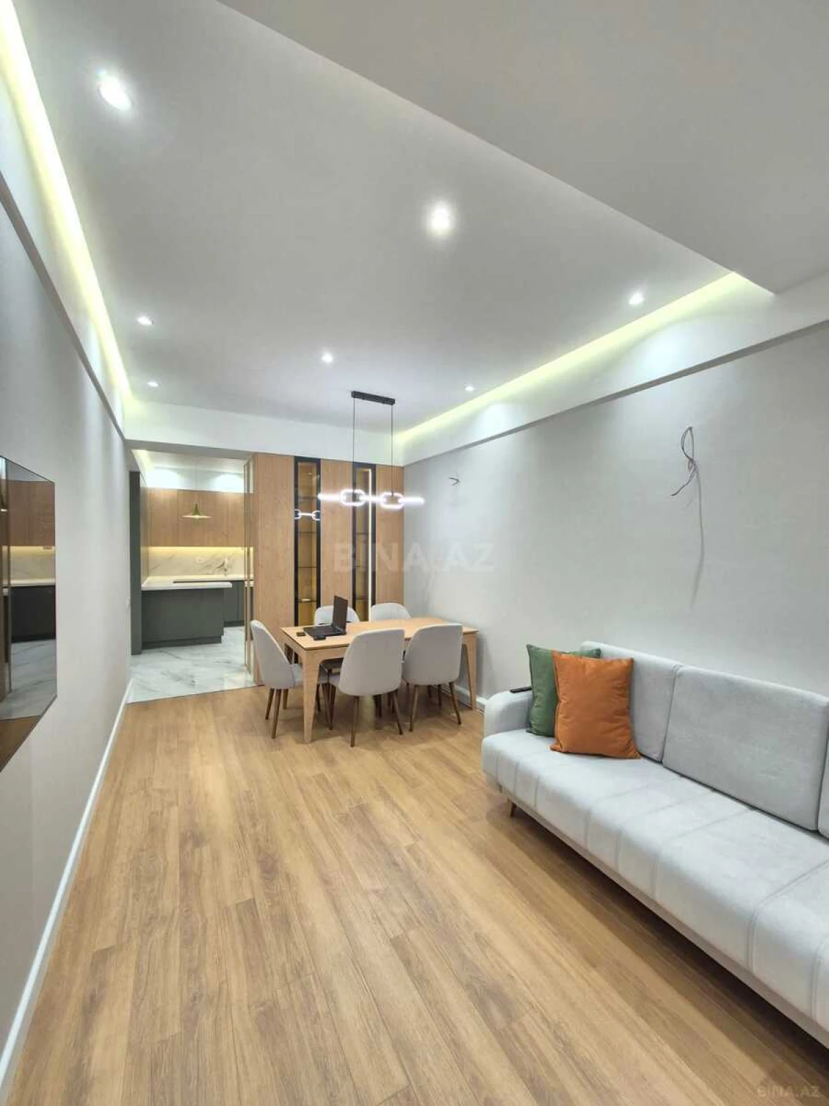 Satılır 3 otaqlı mənzil 81 m²