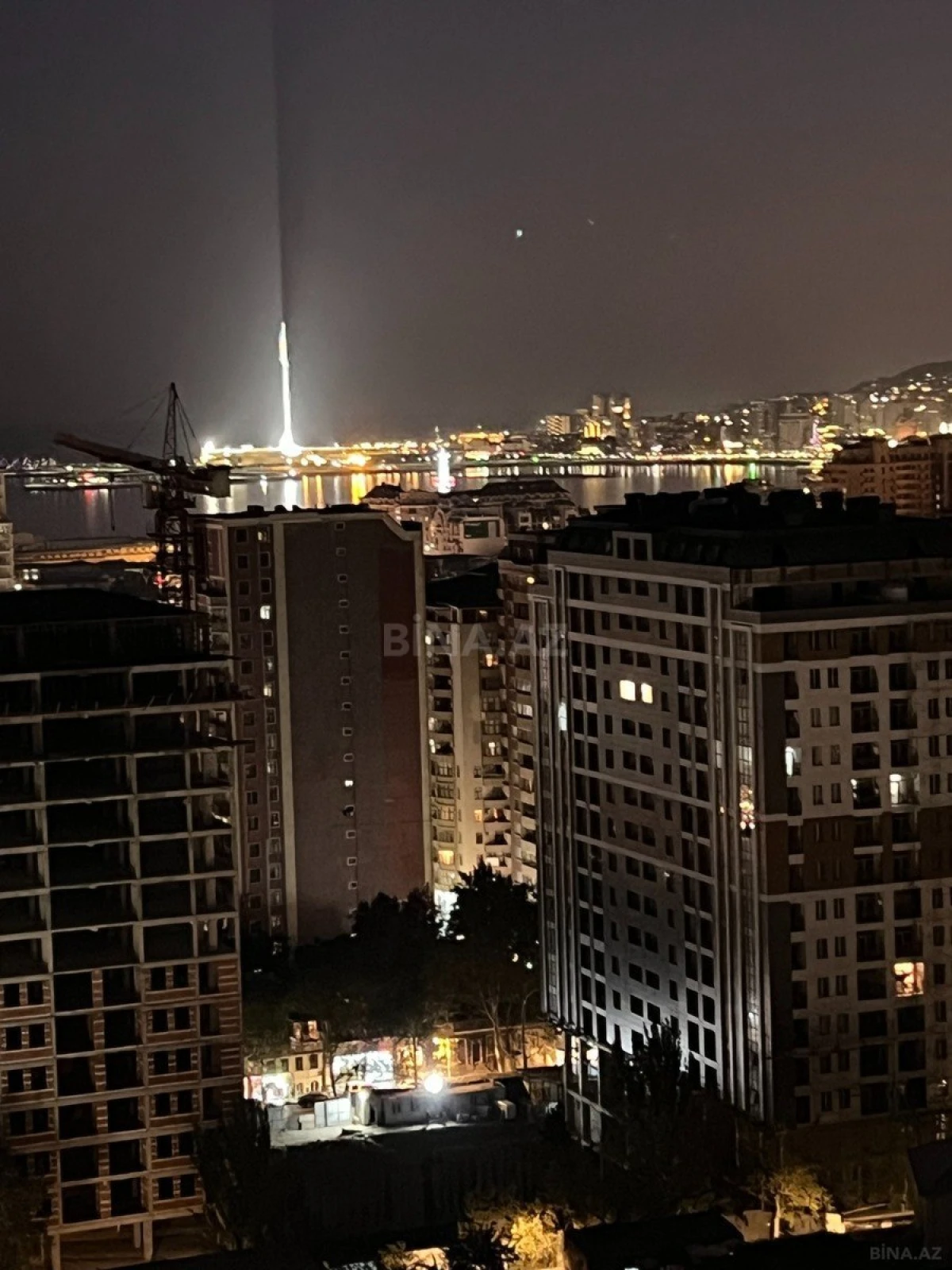 Satılır 2 otaqlı mənzil 58 m²