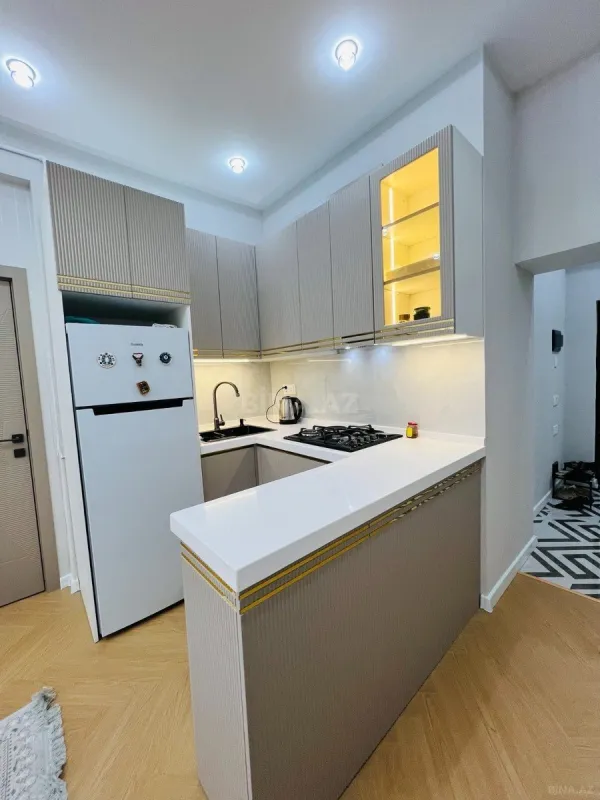 Satılır 2 otaqlı mənzil 58 m²