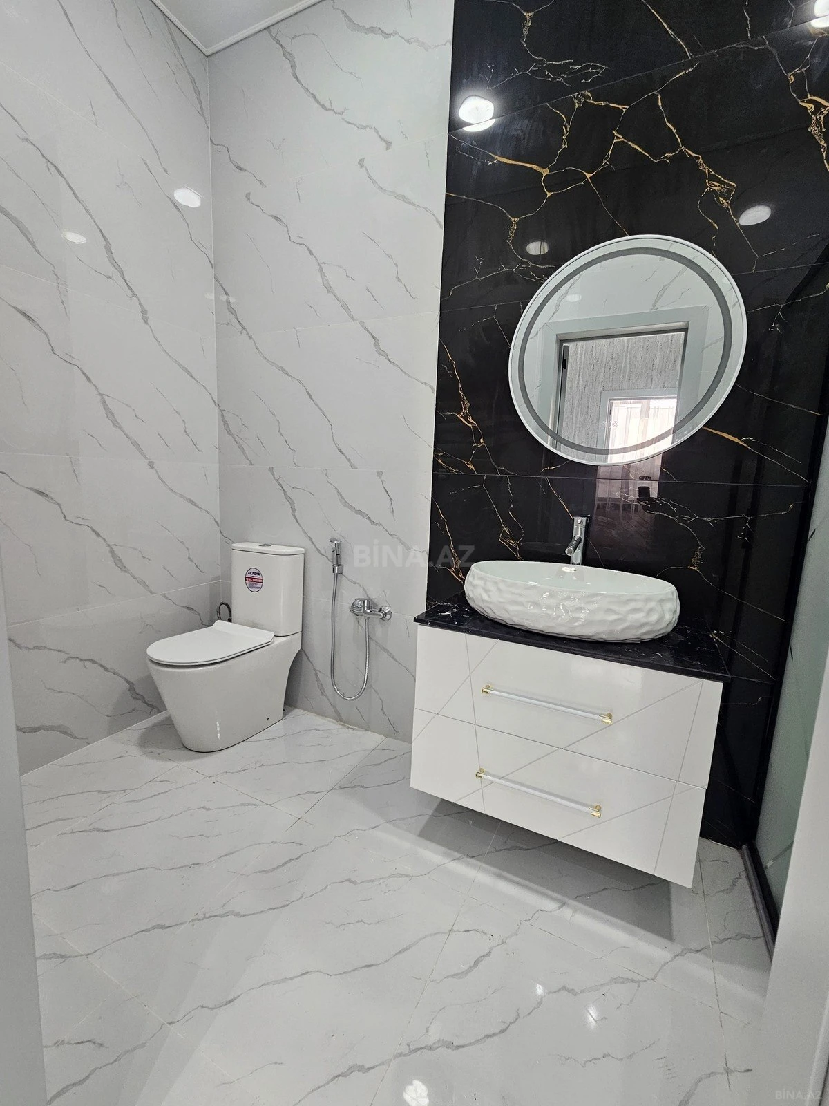 Satılır 4 otaqlı həyət evi 150 m²