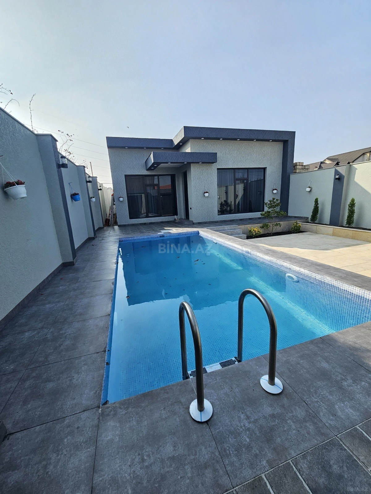 Satılır 4 otaqlı həyət evi 150 m²