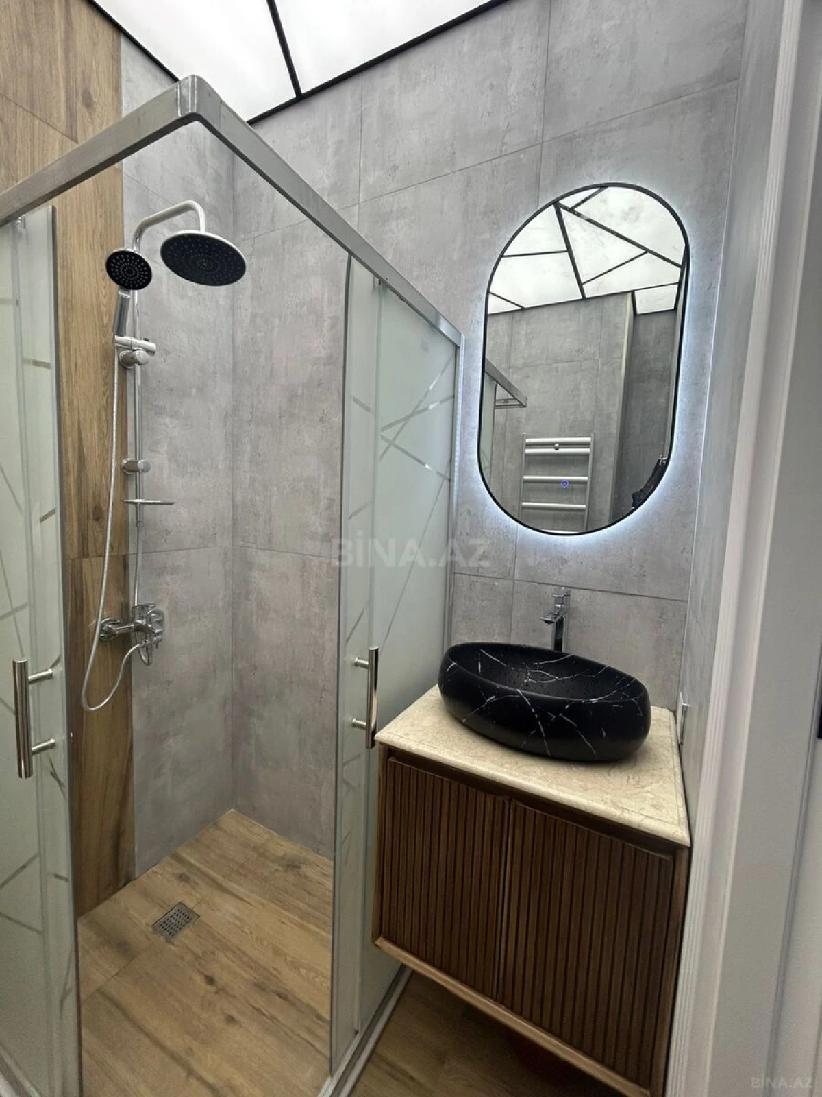 Satılır 2 otaqlı mənzil 55 m²