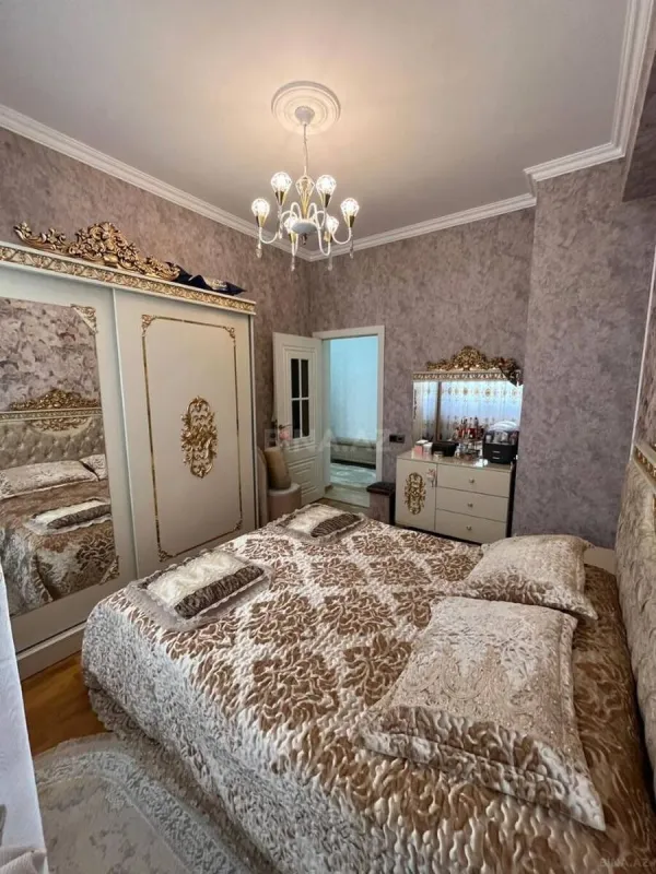 Satılır 2 otaqlı mənzil 60 m²