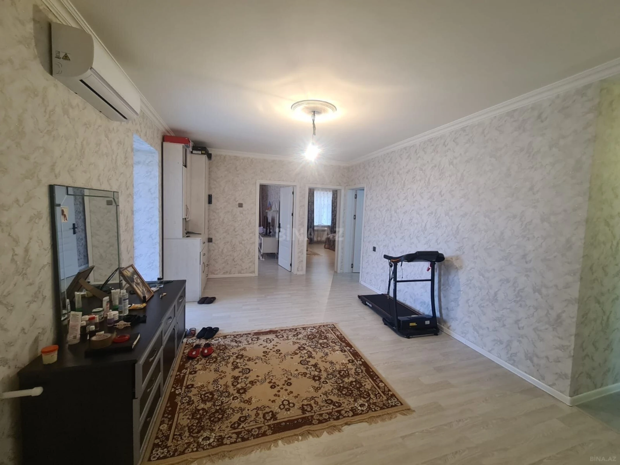 Satılır 4 otaqlı həyət evi 130 m²