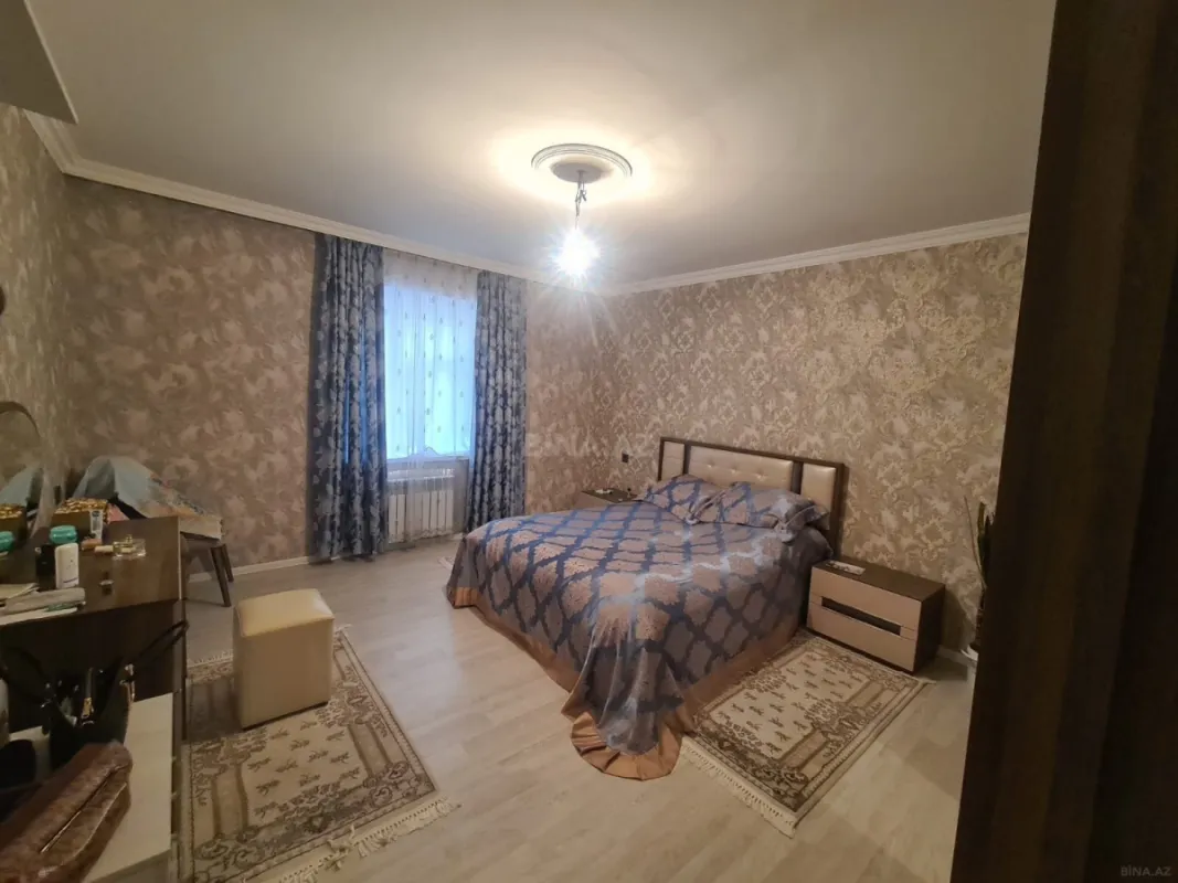 Satılır 4 otaqlı həyət evi 130 m²