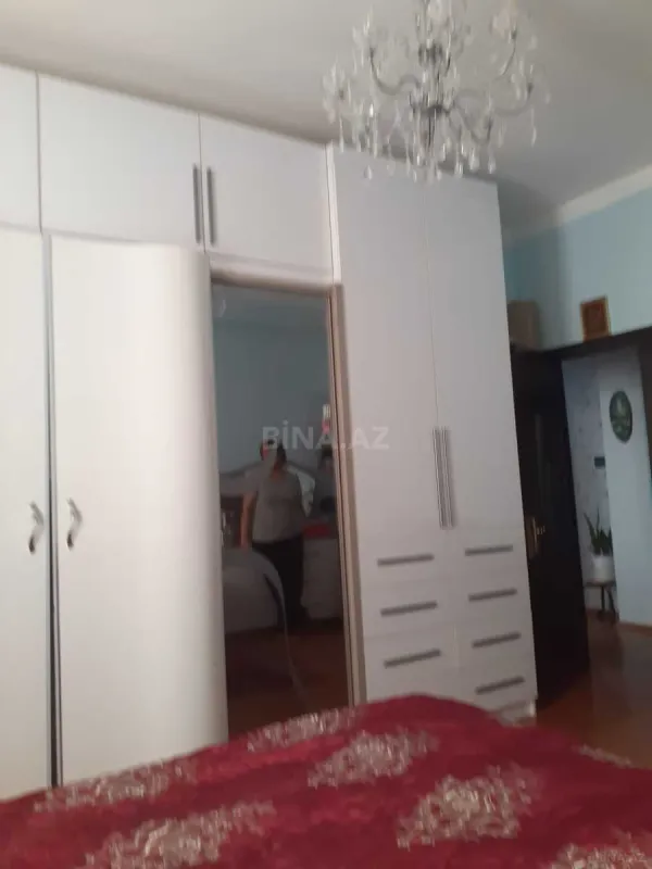 Satılır 2 otaqlı mənzil 90 m²