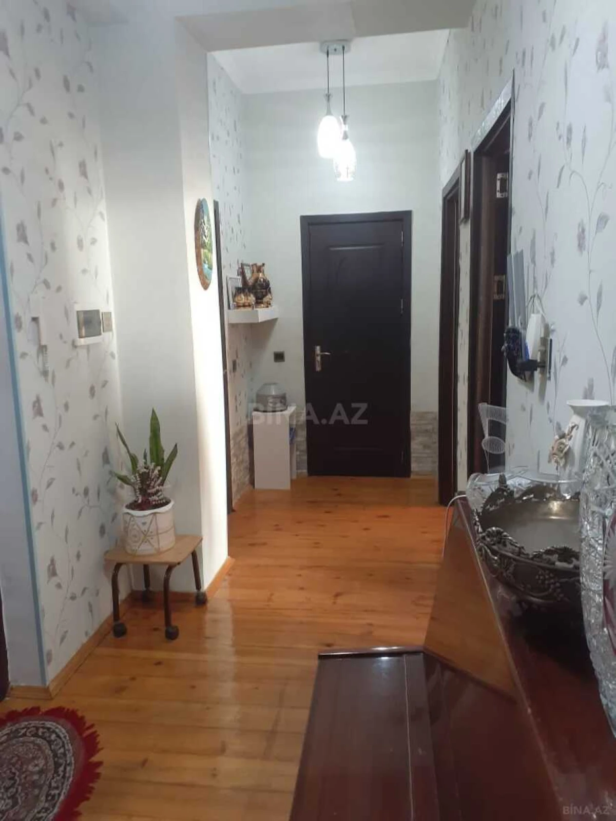 Satılır 2 otaqlı mənzil 90 m²