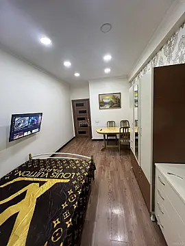 Kirayə verilir 1 otaqlı mənzil 40 m²
