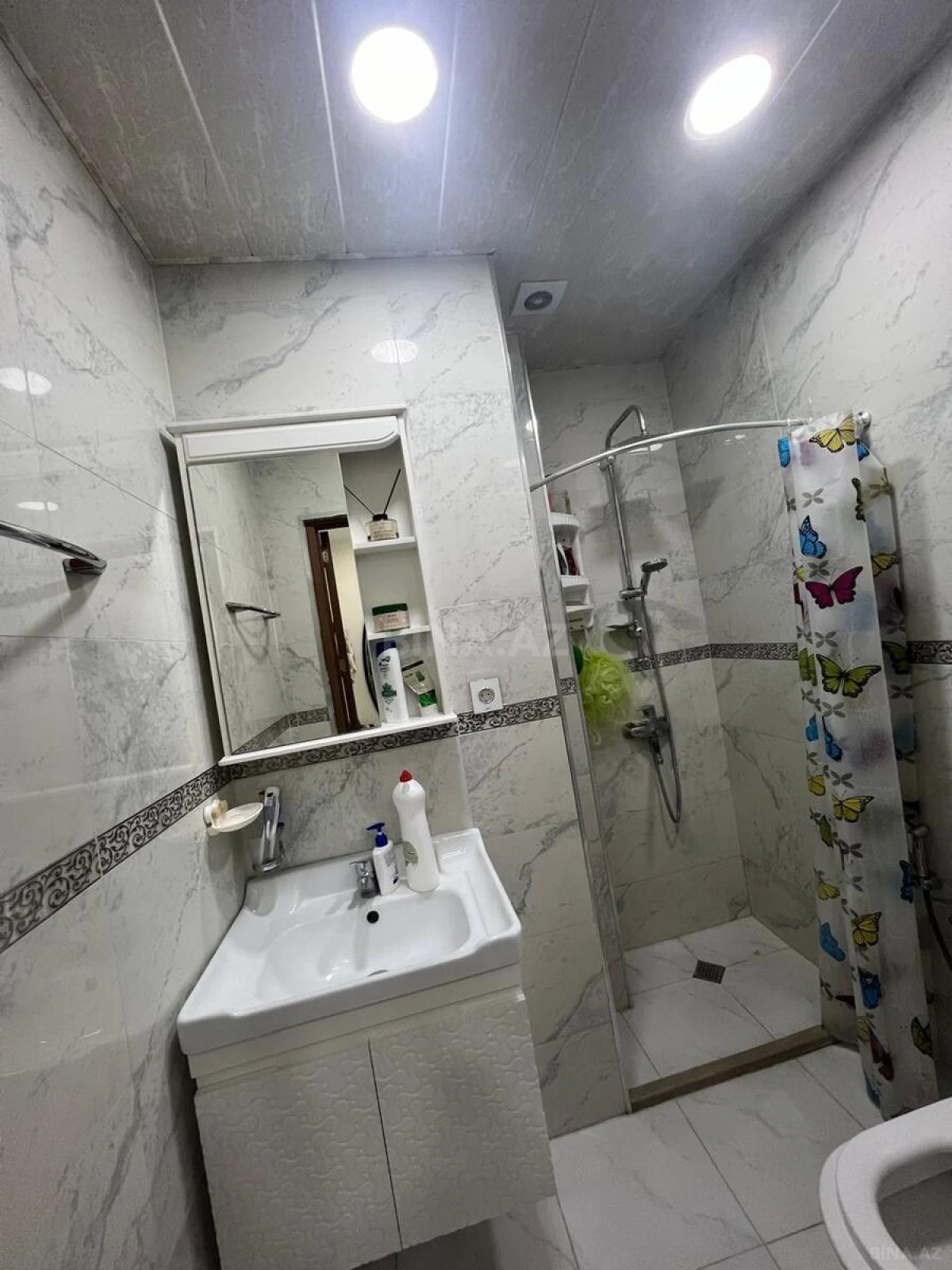 Kirayə verilir 1 otaqlı mənzil 40 m²