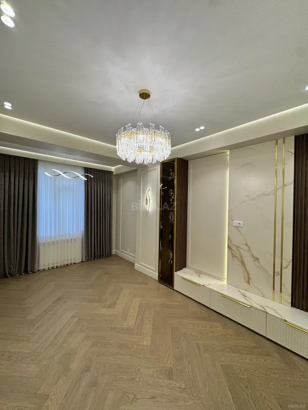 Satılır 3 otaqlı mənzil 86 m²