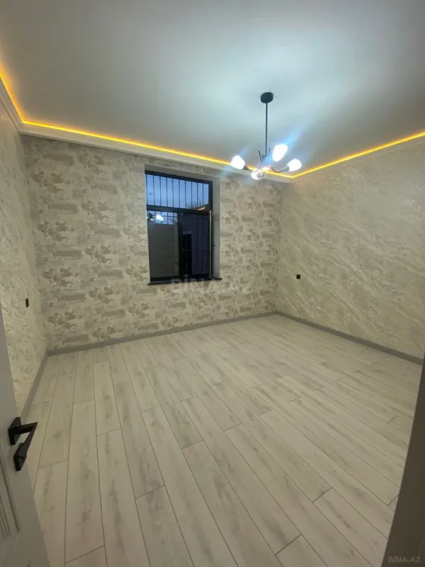 Satılır 6 otaqlı həyət evi 300 m²