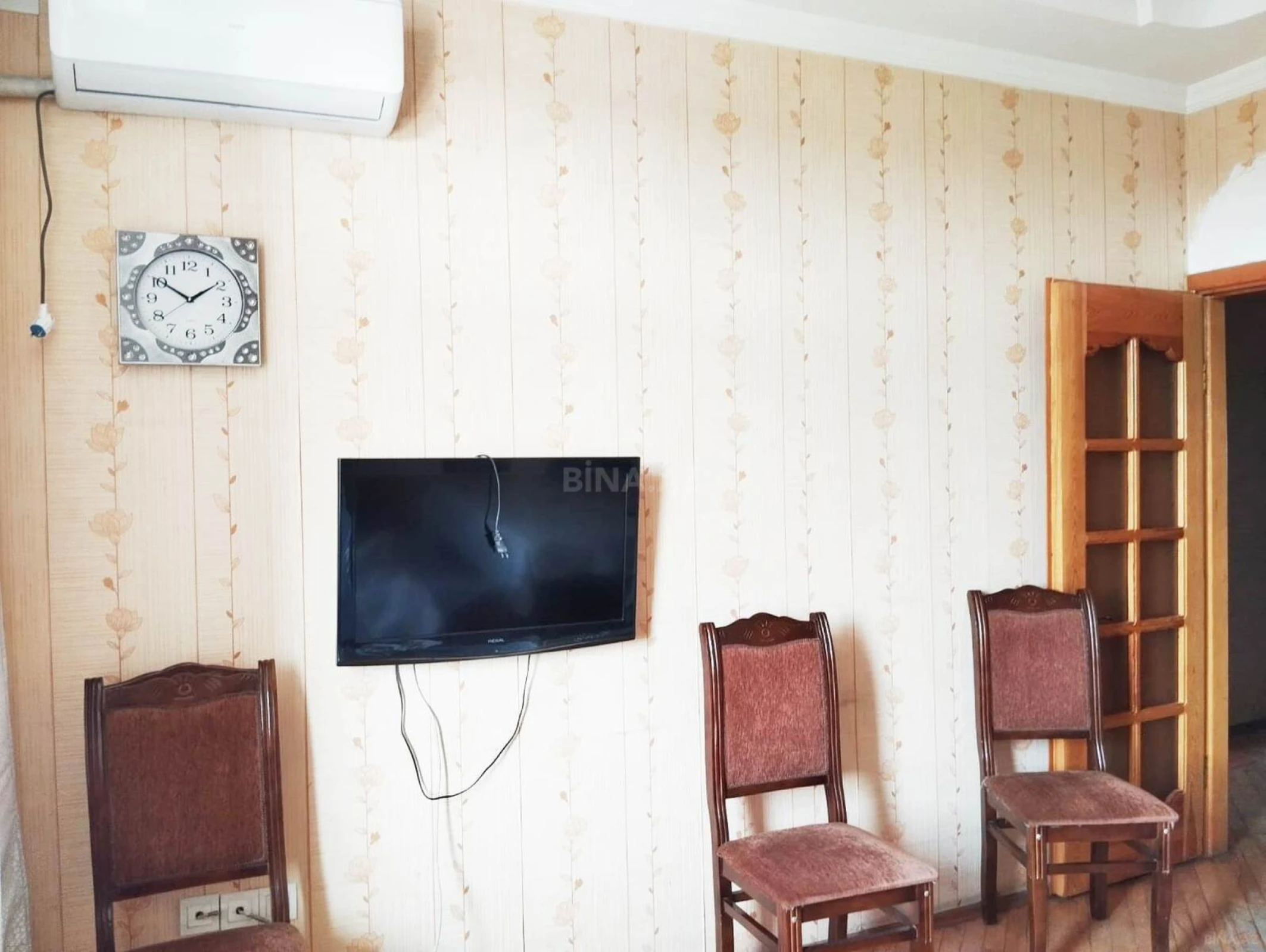 Satılır 2 otaqlı mənzil 45 m²