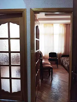 Satılır 2 otaqlı mənzil 45 m²
