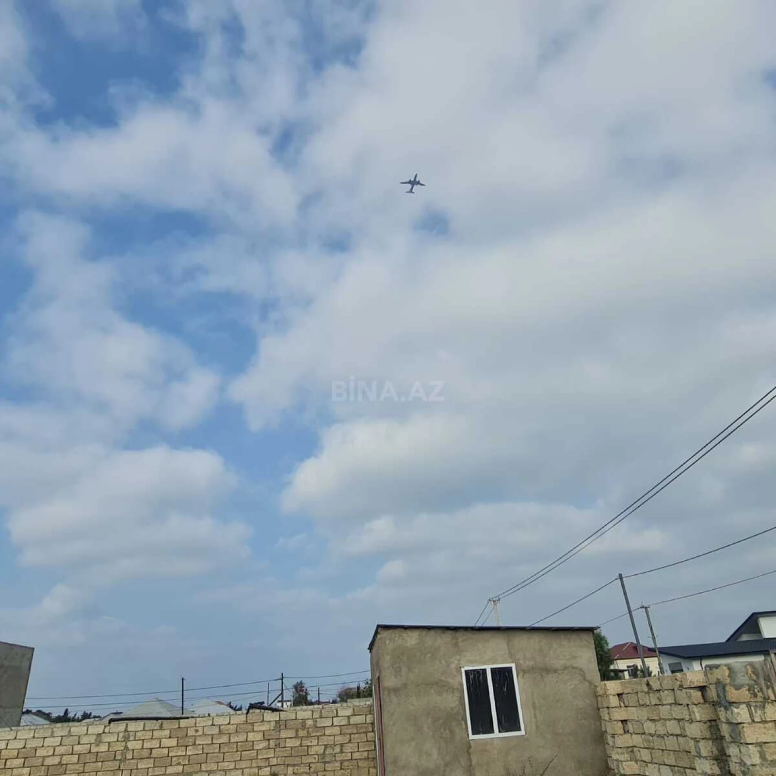 Satılır torpaq sahəsi 10 m²