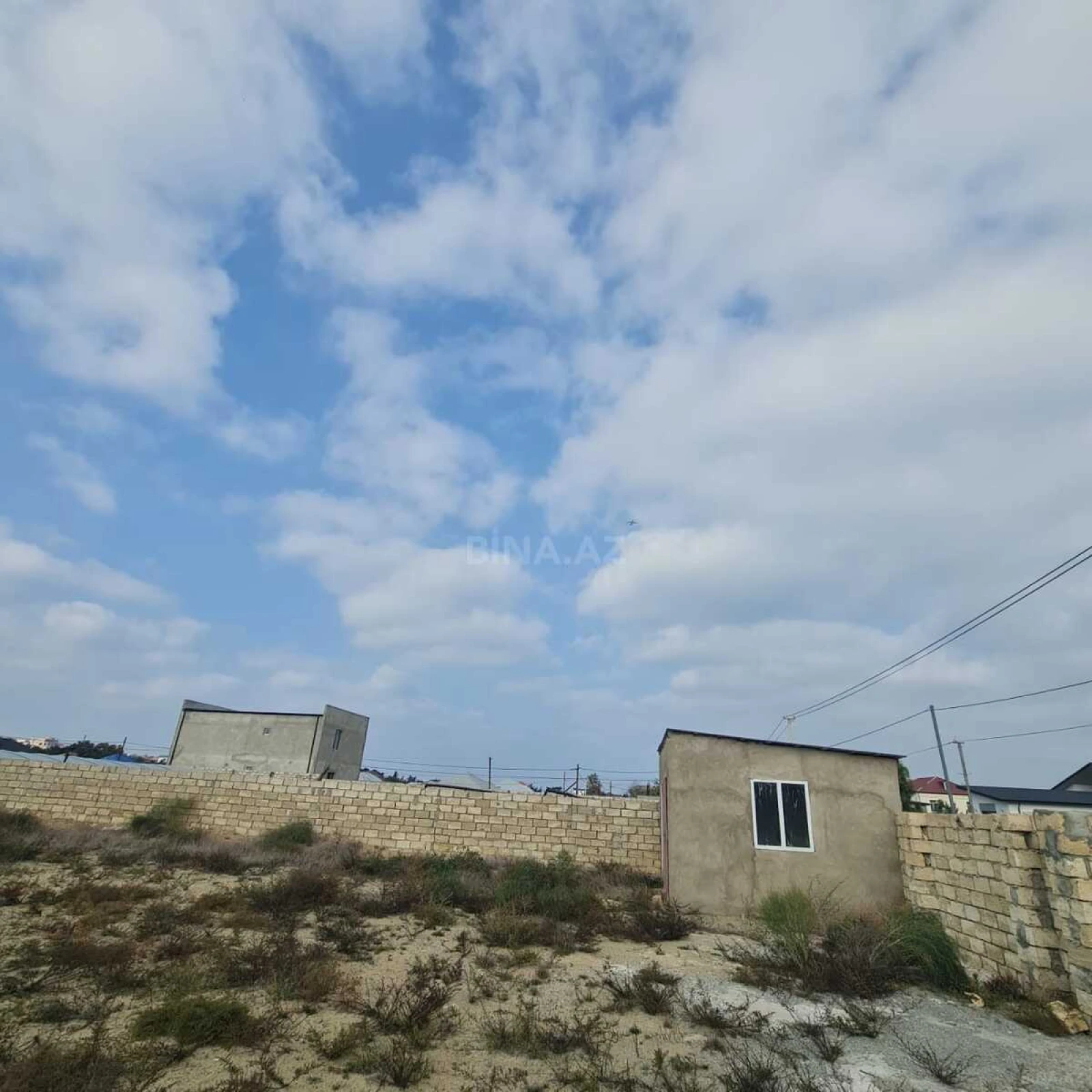 Satılır torpaq sahəsi 10 m²