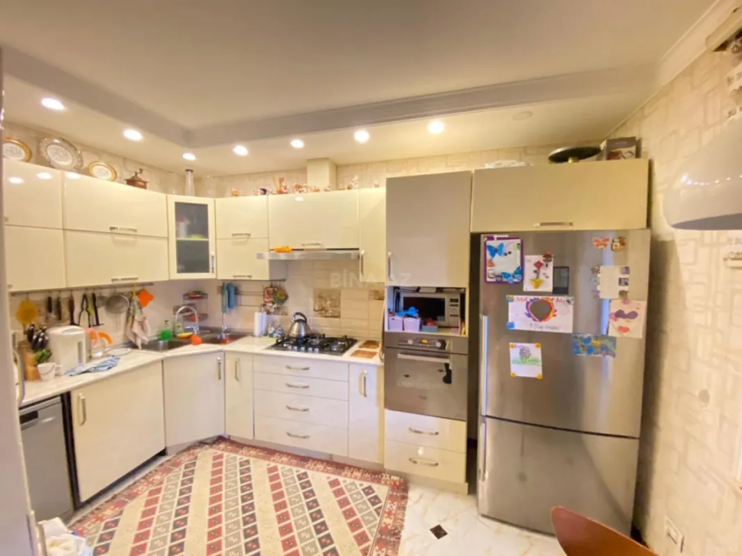 Satılır 4 otaqlı həyət evi 120 m²