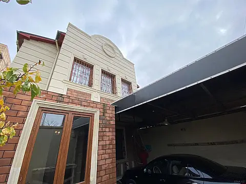 Satılır 4 otaqlı həyət evi 120 m²