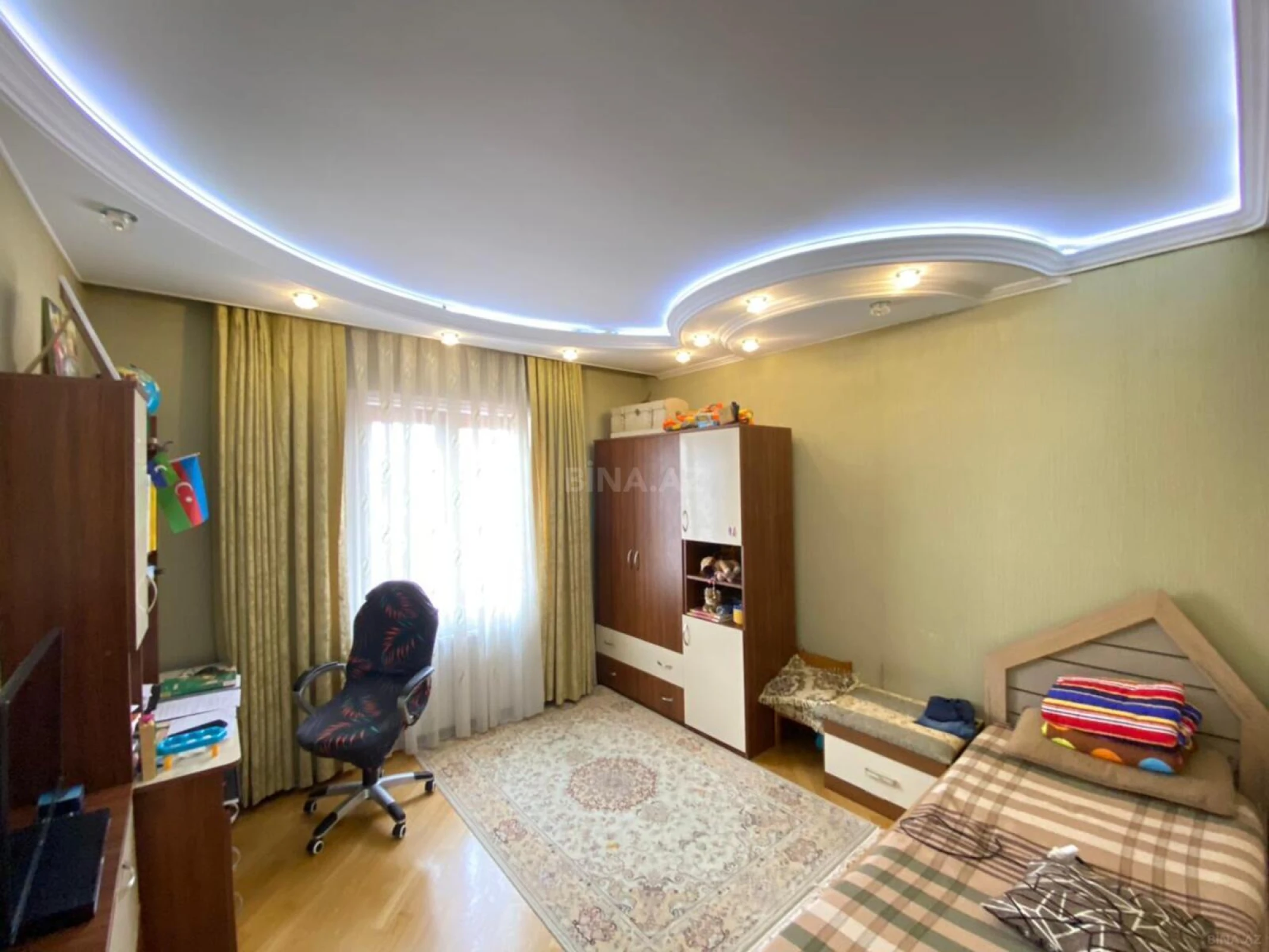 Satılır 4 otaqlı həyət evi 120 m²