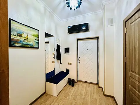 Kirayə verilir 2 otaqlı mənzil 58 m²