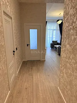 Kirayə verilir 2 otaqlı mənzil 72 m²