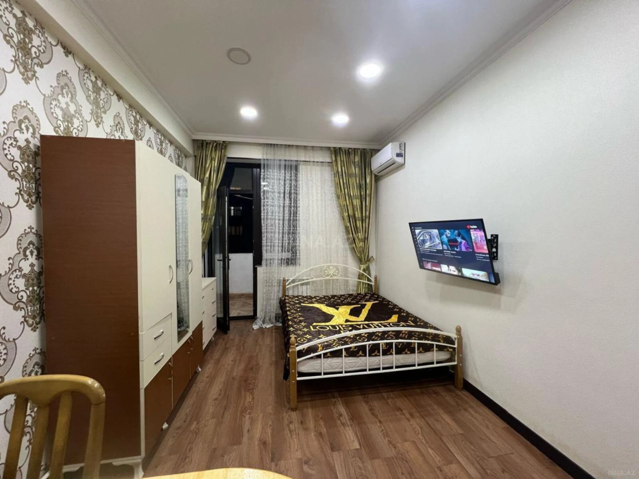 Kirayə verilir 2 otaqlı mənzil 43 m²