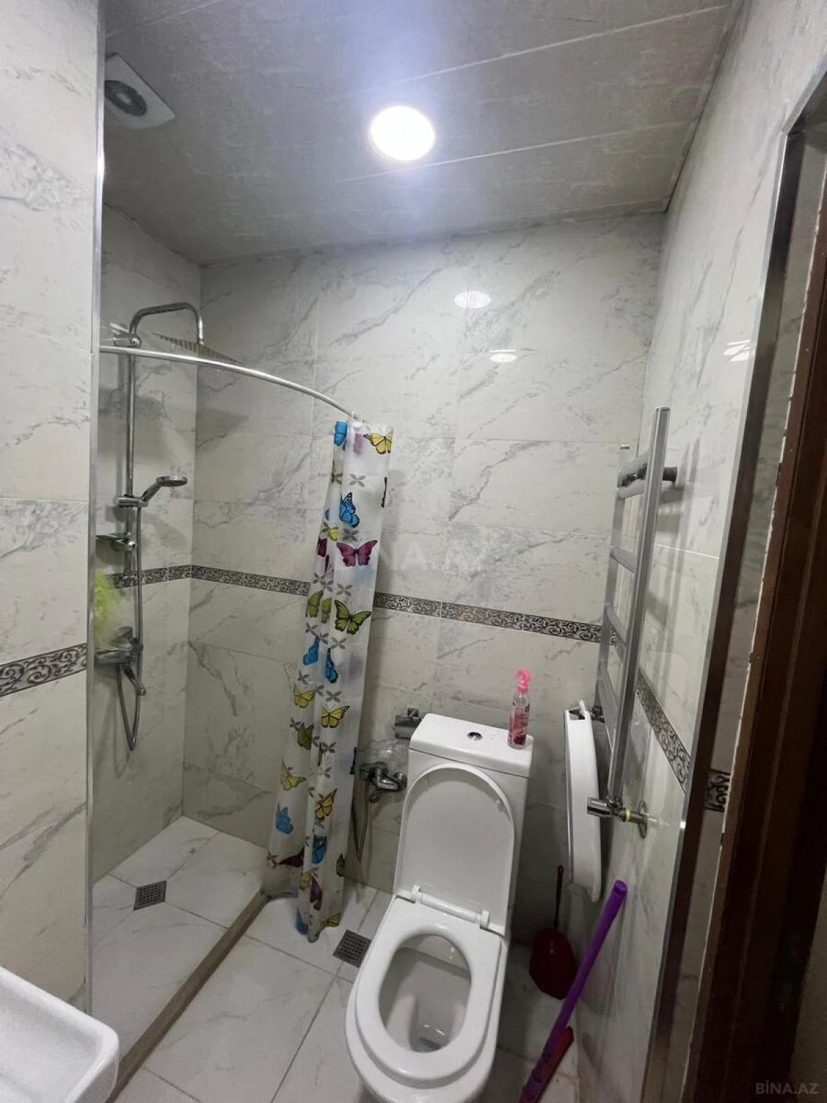 Kirayə verilir 2 otaqlı mənzil 43 m²