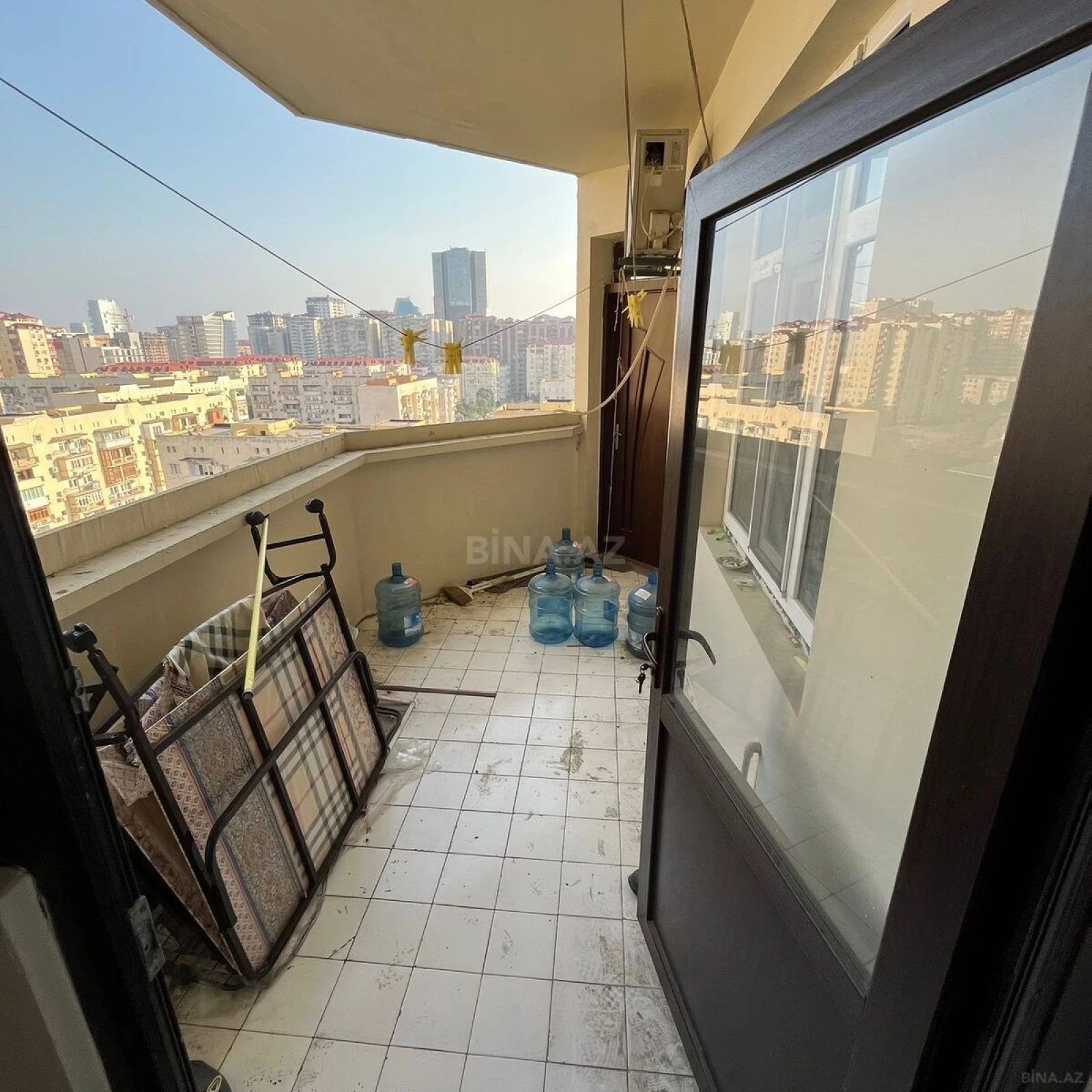 Satılır 2 otaqlı mənzil 65 m²