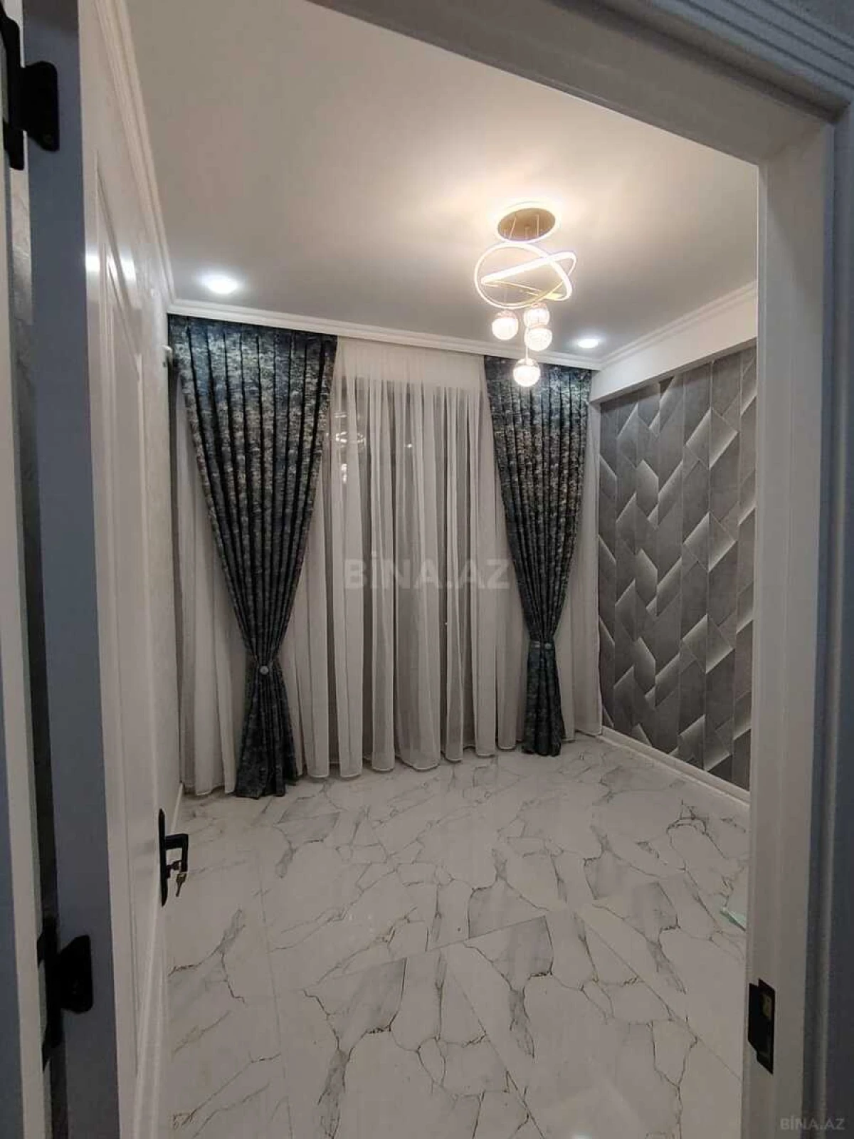 Satılır 2 otaqlı mənzil 45 m²