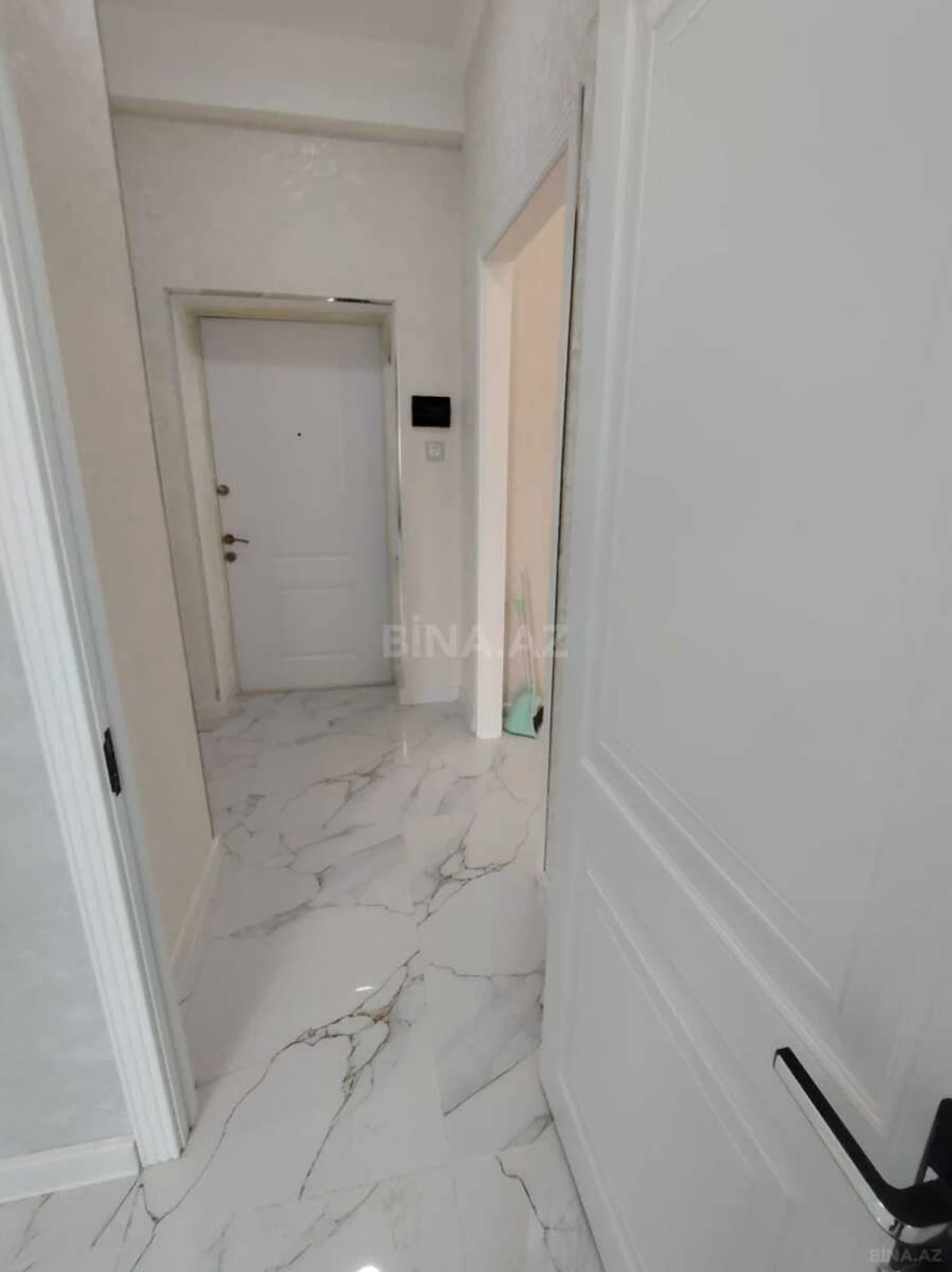Satılır 2 otaqlı mənzil 45 m²