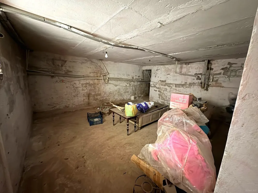 Satılır 5 otaqlı mənzil 100 m²