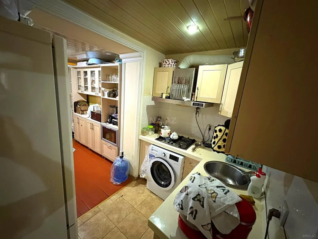 Satılır 5 otaqlı mənzil 100 m²