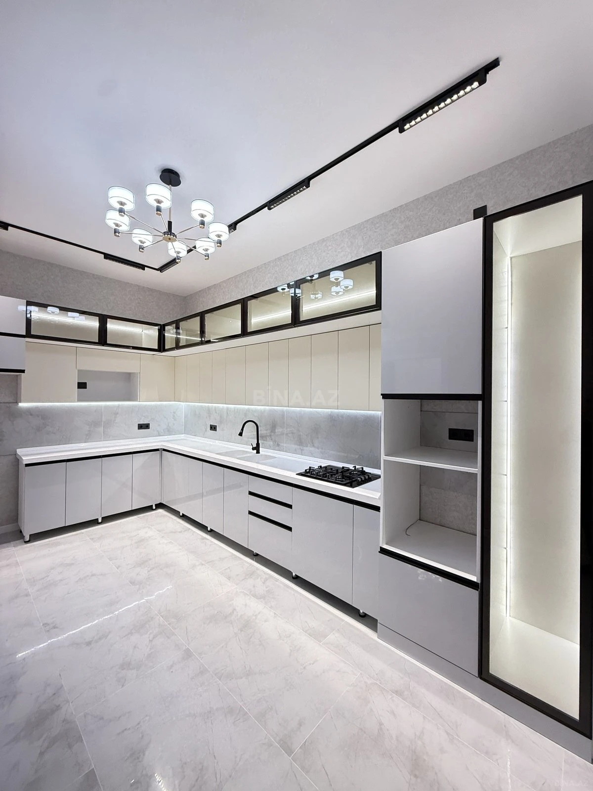 Satılır 4 otaqlı həyət evi 160 m²